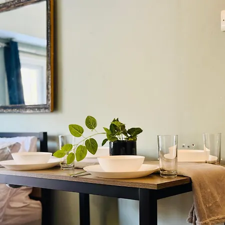Apartamento Stylish & Your East Hideaway