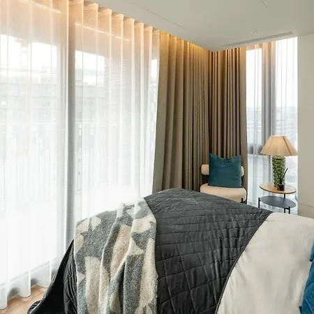 Sunrise View Luxury With Balcony And Elevator Apartamento Londres