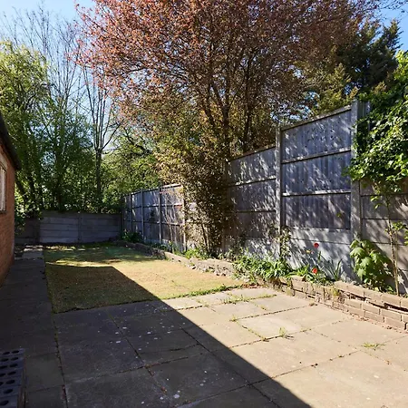 The Randall Retreat - Spacious 4bdr With Garden