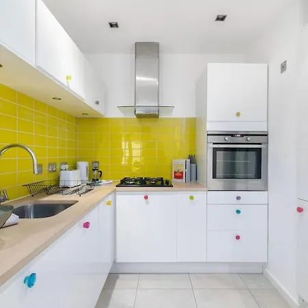 Near Highbury Islington Station With Private Garden Appartement