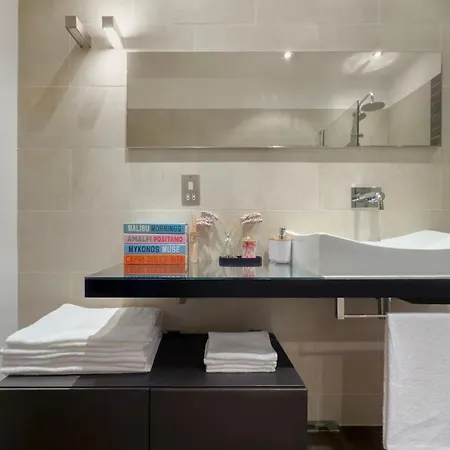 Apartment Near Highbury Islington Station With Private Garden