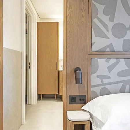 Covent Garden Penthouse - 2-bed By The Royal Opera House 伦敦