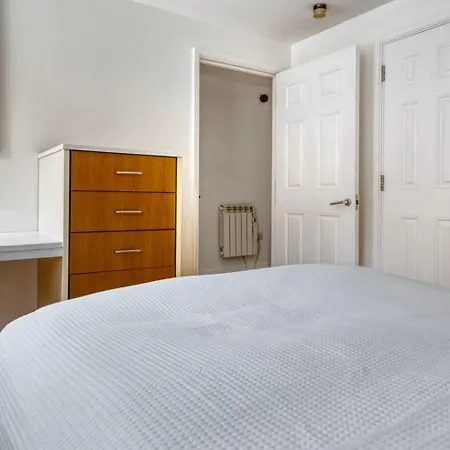 Blueground Canary Wharf Parking Nr Bars Food Lon-482 Appartement *