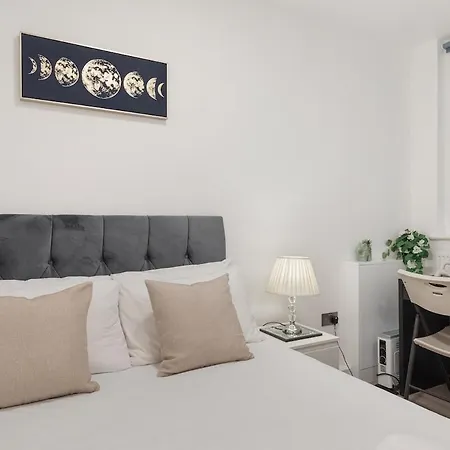 Apartment Scott Ellis 2 London