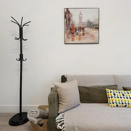 Scott Ellis 2 Apartment London