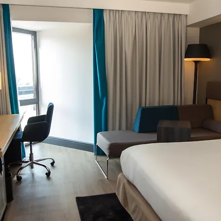 Novotel London