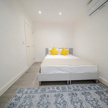 Hotel Luxury Ilford