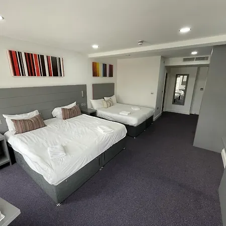 Goodmayes Hotel 3*