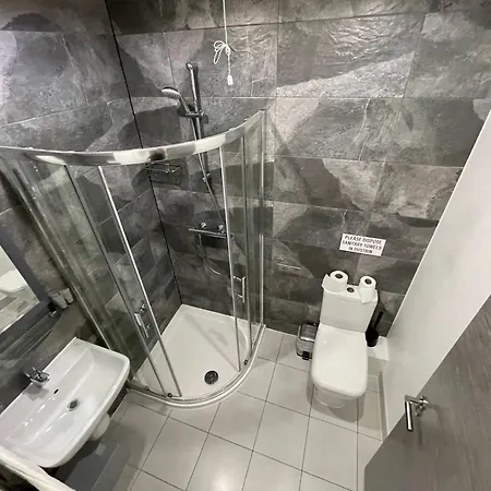Goodmayes Hotel Ilford
