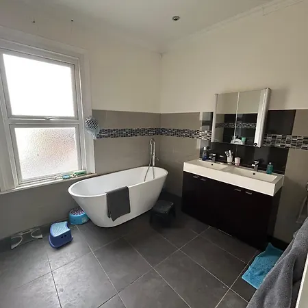 Sw London