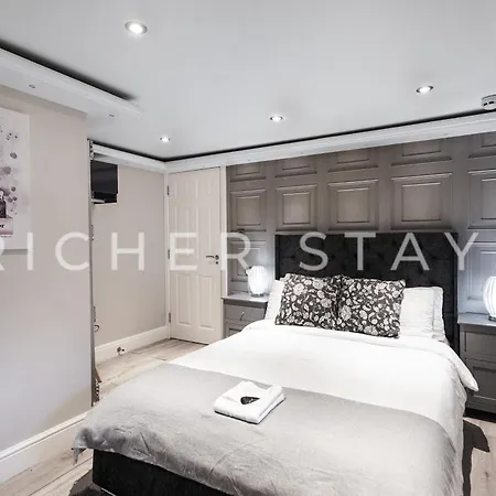 Hotel Hackney - En-suite & Amenities 4*