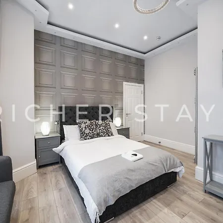 Hotel Hackney - En-suite & Amenities 4*