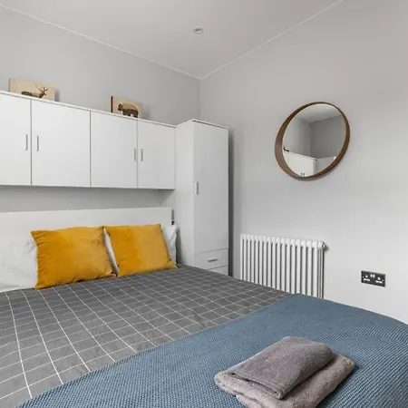Brilliant 2 Bed - 2 The Southwell Apartment *