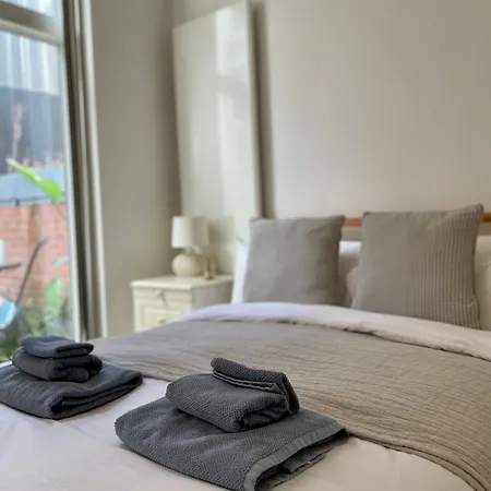 Spitalfields Market Garden Flat Apartment