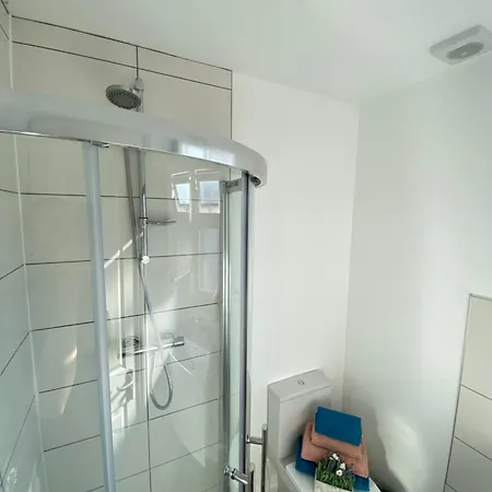 Apartment Lively Loft 30min To London