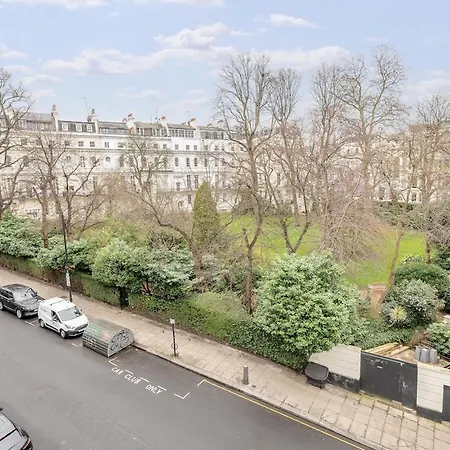 Brand New Refurbishment Townhouse In Notting Hill Near Portobello Road With Ac Air Conditioning & Roof Terrace * London