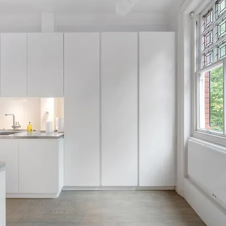 Casa Italia Near Sloane Square, Harrods And Kings Road - Washing Machine & Wifi London