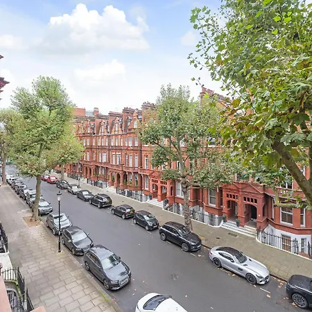 Casa Italia Near Sloane Square, Harrods And Kings Road - Washing Machine & Wifi Apartment London