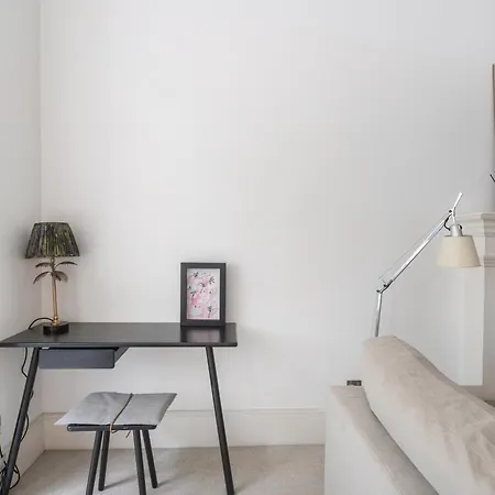 Casa Italia Near Sloane Square, Harrods And Kings Road - Washing Machine & Wifi London