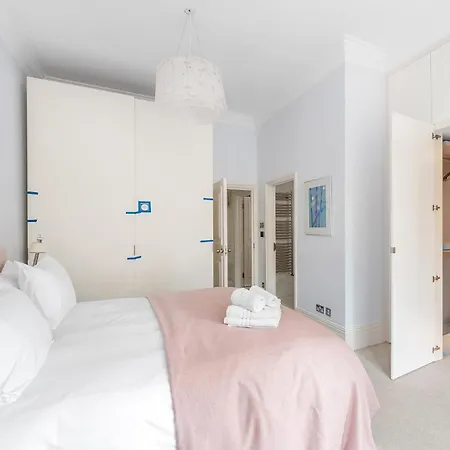 Apartment Casa Italia Near Sloane Square, Harrods And Kings Road - Washing Machine & Wifi *