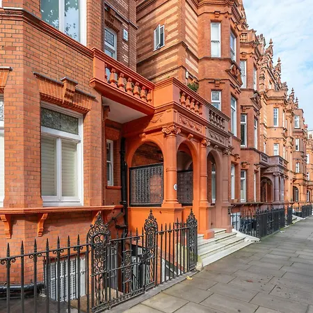 Casa Italia Near Sloane Square, Harrods And Kings Road - Washing Machine & Wifi London