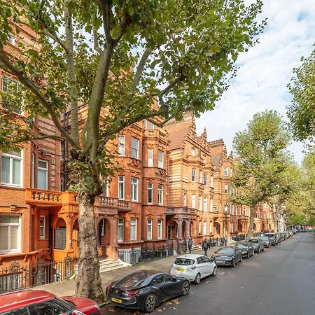 Casa Italia Near Sloane Square, Harrods And Kings Road - Washing Machine & Wifi * London