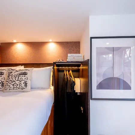 West Hampstead Apartment *