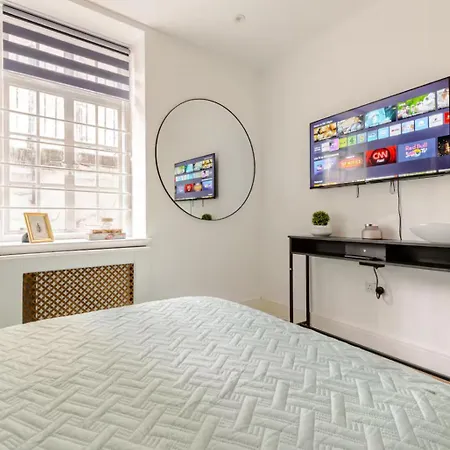 Private 2 Beds By Mayfair Apartment