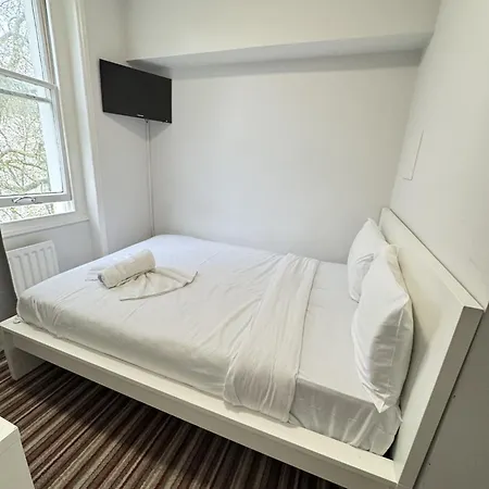 The Chapter Hotels- Princes Square Hotel
