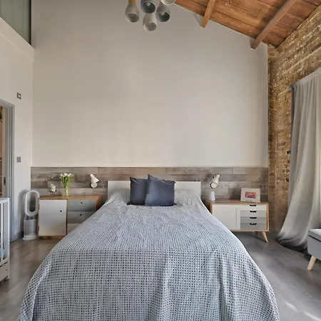 Luxurious Docklands Loft - Steps Away From Excel & Dlr - Free Parking * London