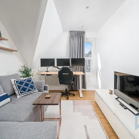 Boutique 2br With Roof Terrace Near Tube - West Kensington Apartment *