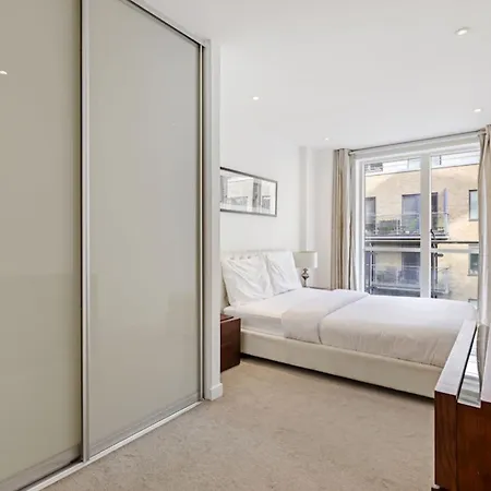 East Side Wharf 2 Bed London