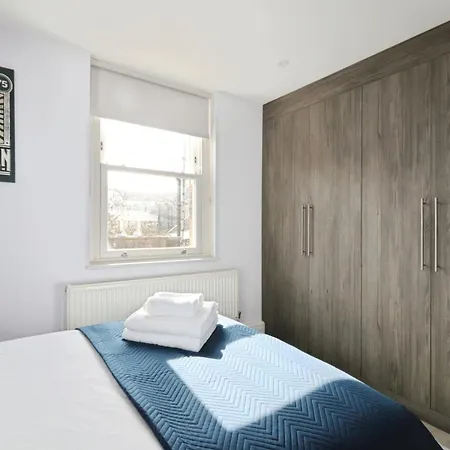 Apartman Large 3 Bedrm In Heart Of Theatre Land London