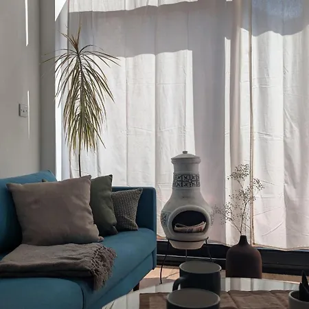 Apartment Tranquil & Bright By The Canal London