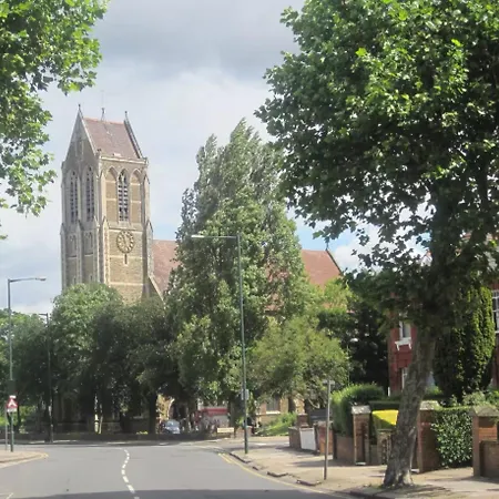 Apartment Superb In Willesden Green, 10mins To