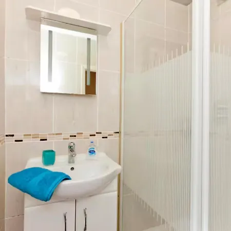 Apartment Superb In Willesden Green, 10mins To *