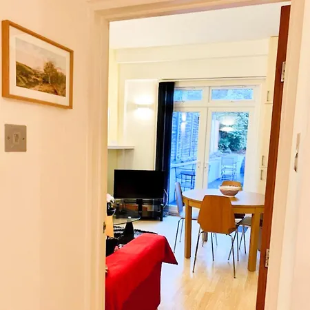 Superb In Willesden Green, 10mins To *