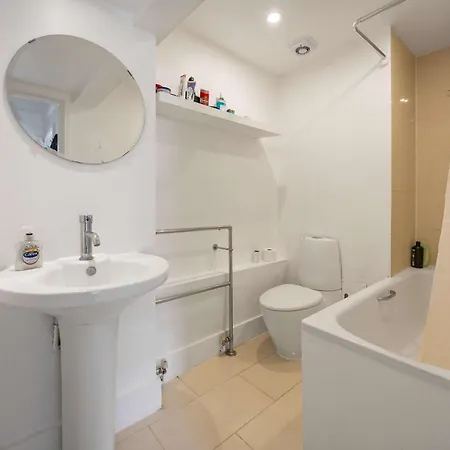 Belsize Park Apartment