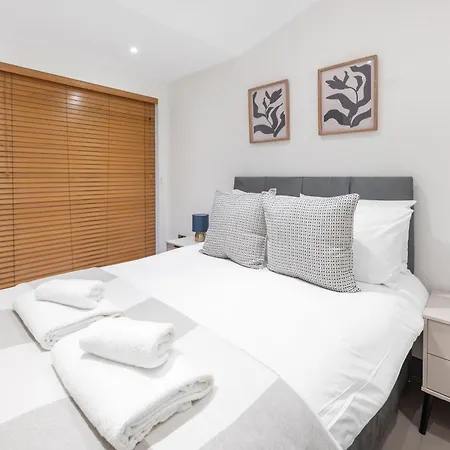 Casa Italia Near South Kensington, Hyde Park And Gloucester Road Station - Outside Space Private
