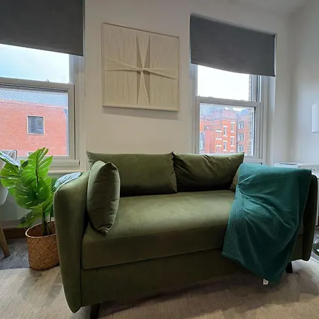 Estatesmen Mount Street Mayfair Flat Apartment London