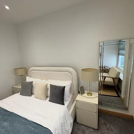 Estatesmen Mount Street Mayfair Flat