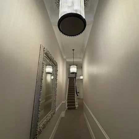 Estatesmen Mount Street Mayfair Flat * London