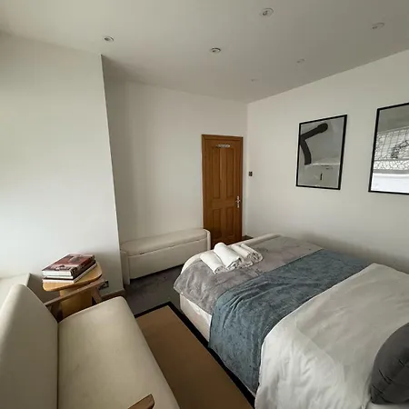 Estatesmen Mount Street Mayfair Flat London