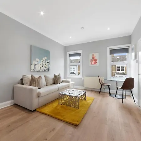 Apartment New Loft Style 2 Bed Maida Vale Sleeps 6 People *