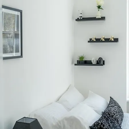 Queensway Dream, Hyde Park * London