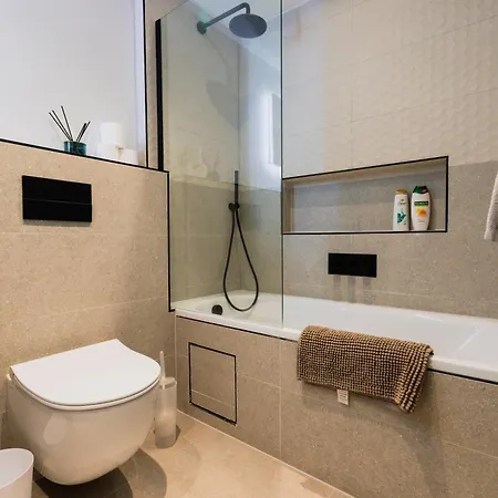 Newly Refurbished Flat By Euston London