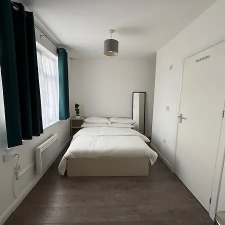 Comfy Flat * Goodmayes