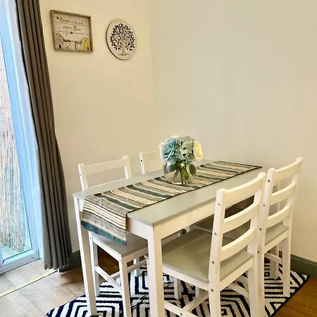 Appartement Specious Flat In A Good Location