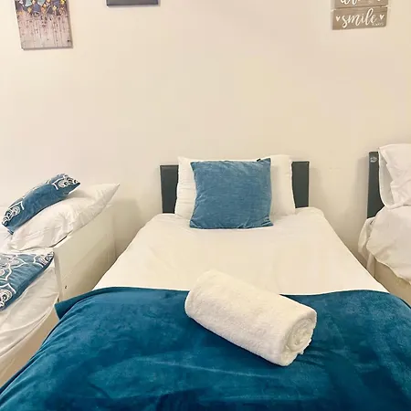 Specious Flat In A Good Location * Londen