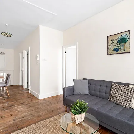 Pass The Keys The Loft - Beautiful Flat In Chelsea Apartment *